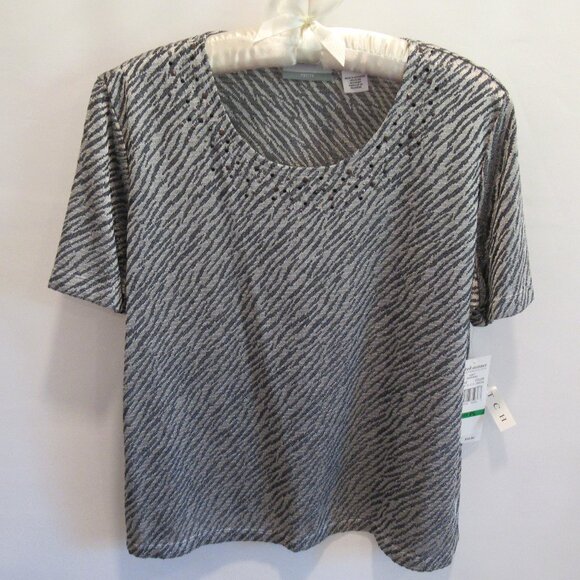 NWT Alfred Dunner silver metallic beaded scoop neck short sleeve tee *Sz PL* - Picture 1 of 4